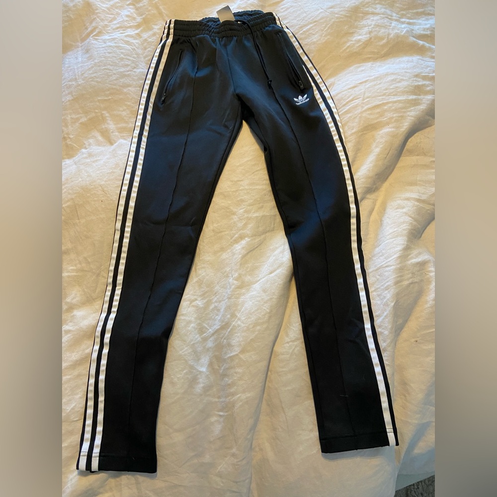 Adidas black track jacket and pants - Picture 4 of 6